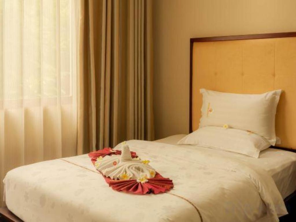 Xishuangbanna Hotel Managed By Xandria Hotel Luang Prabang Exterior foto