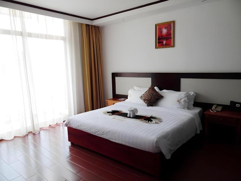 Xishuangbanna Hotel Managed By Xandria Hotel Luang Prabang Exterior foto
