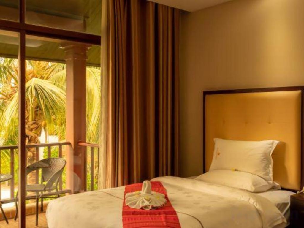 Xishuangbanna Hotel Managed By Xandria Hotel Luang Prabang Exterior foto